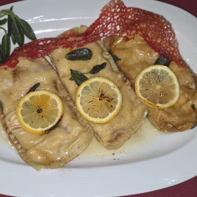 Ravioloni.
